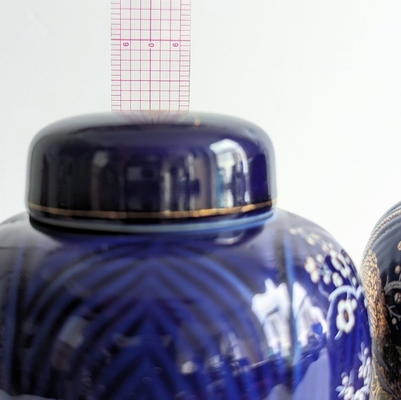 Set/ 2 Vintage Porcelain Cobalt Blue Lidded Ginger Jar Peacock Floral Vase - Picture 15 of 16